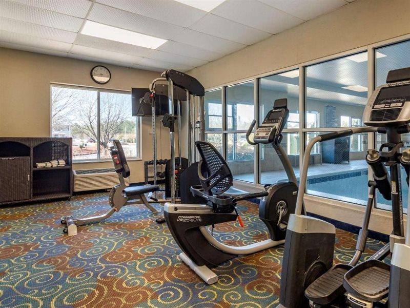 Comfort Inn&Suites near Six Flags Lithia Springs Eksteriør bilde