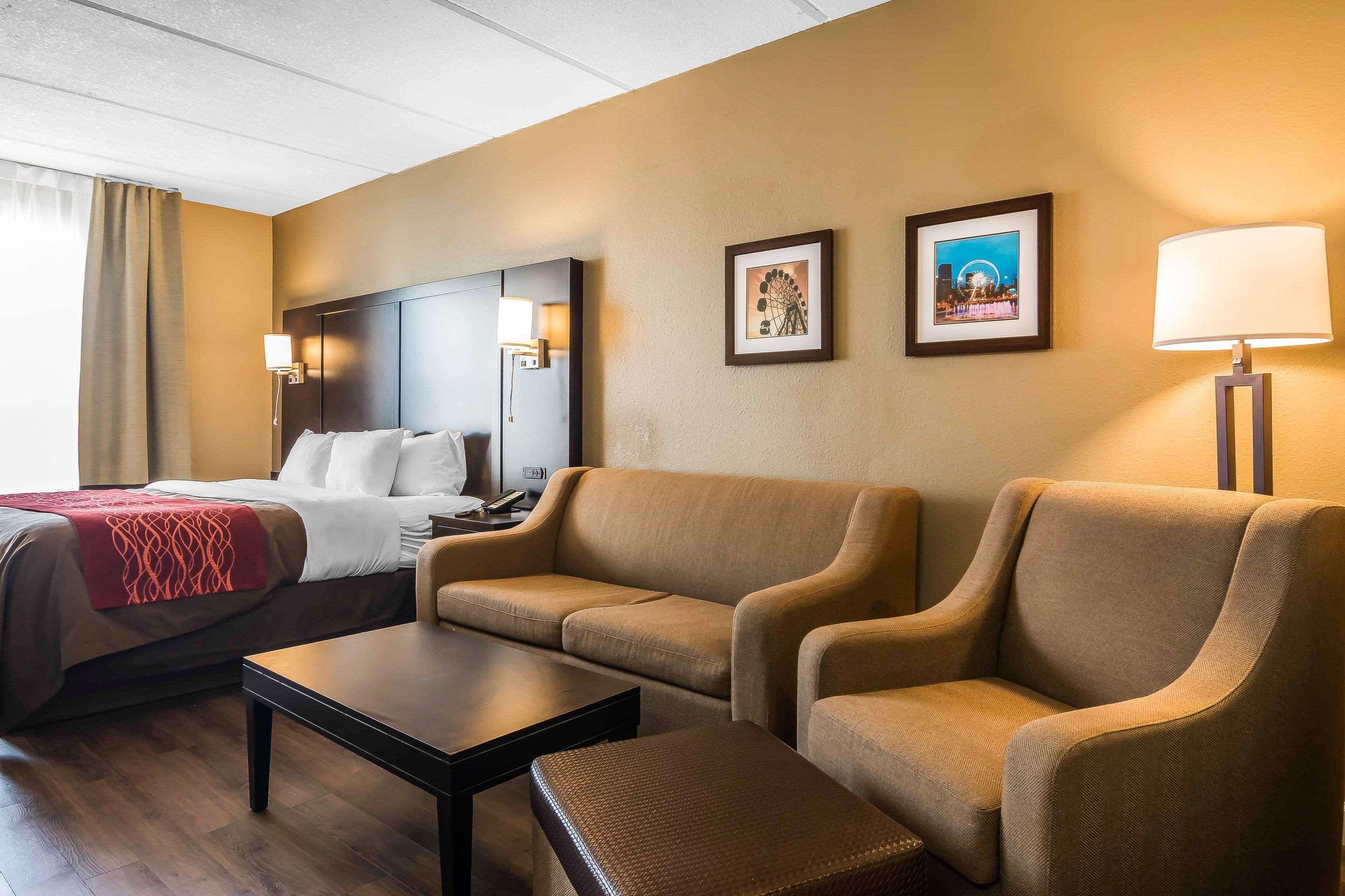 Comfort Inn&Suites near Six Flags Lithia Springs Eksteriør bilde