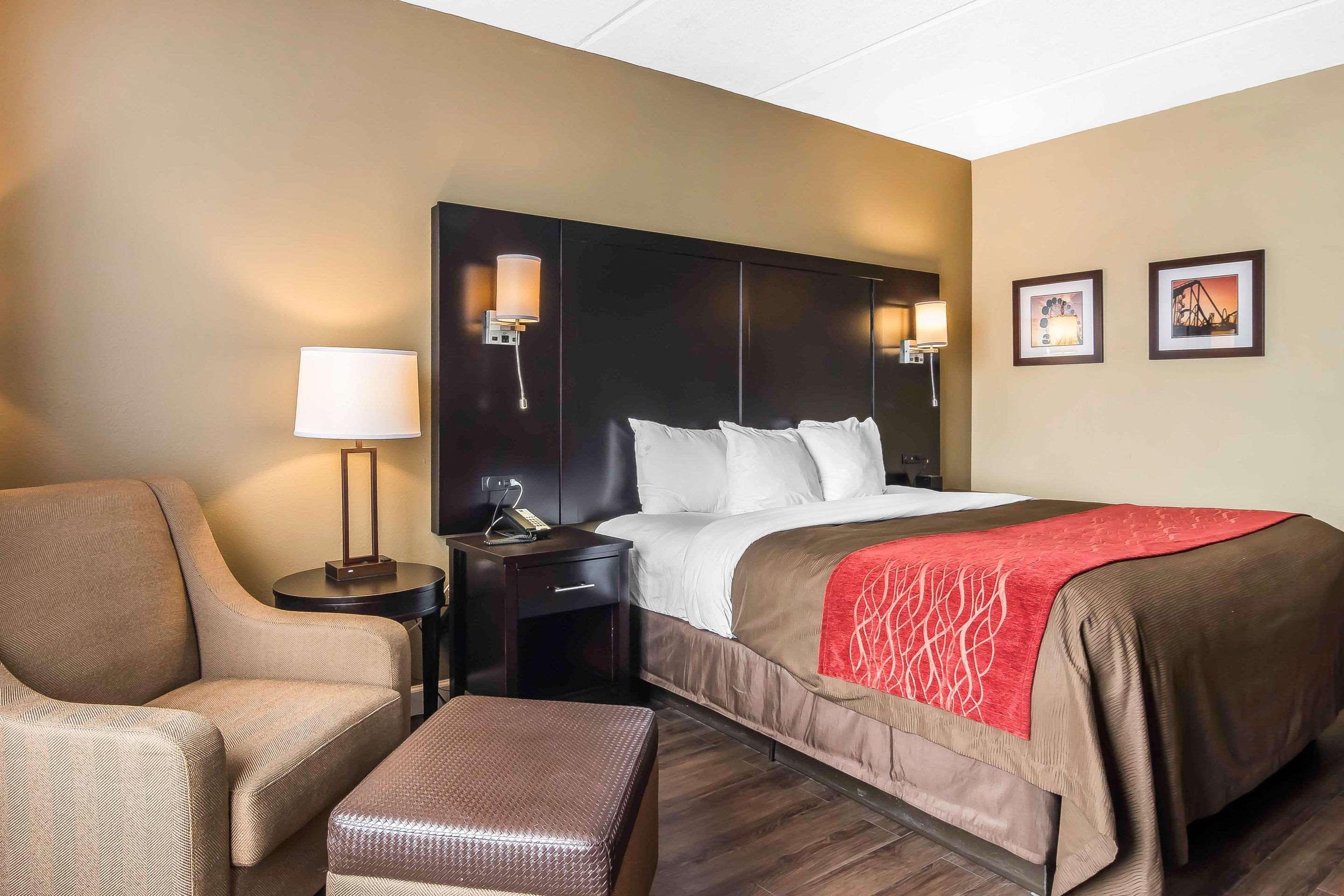 Comfort Inn&Suites near Six Flags Lithia Springs Eksteriør bilde