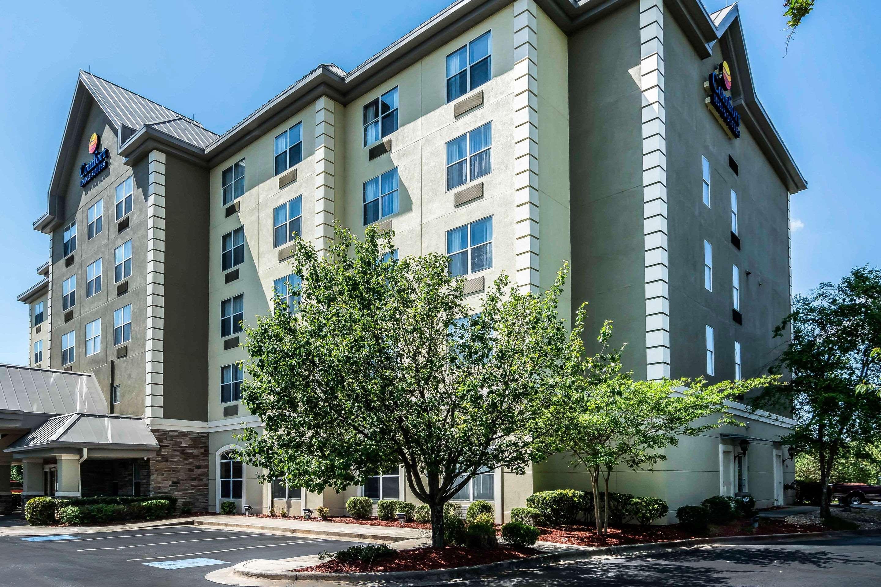 Comfort Inn&Suites near Six Flags Lithia Springs Eksteriør bilde