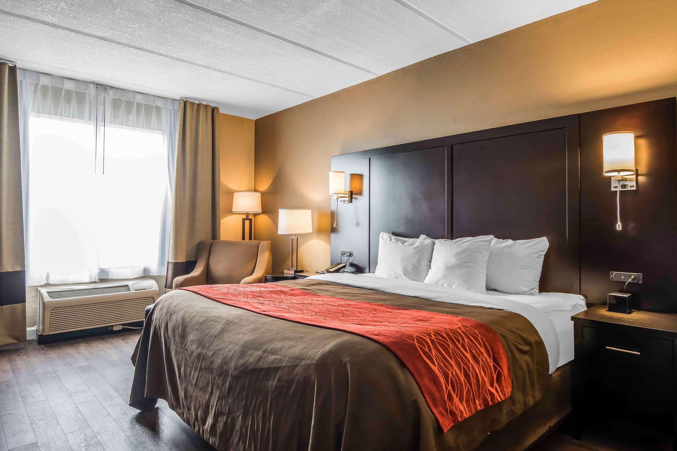 Comfort Inn&Suites near Six Flags Lithia Springs Eksteriør bilde